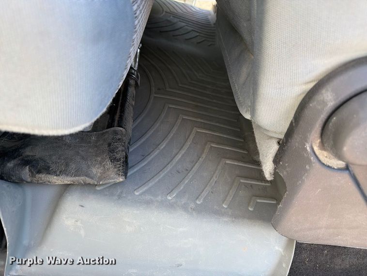image for item FM7647 2016 Ford F250 Ext. Cab utility bed pickup truck