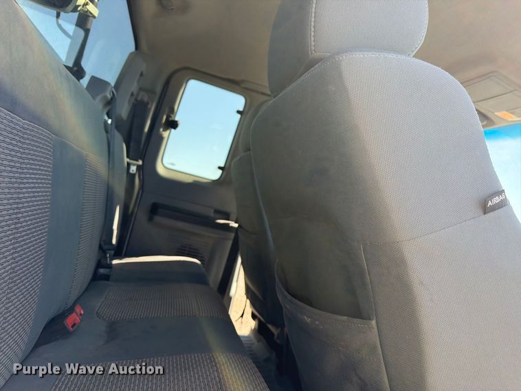image for item FM7647 2016 Ford F250 Ext. Cab utility bed pickup truck