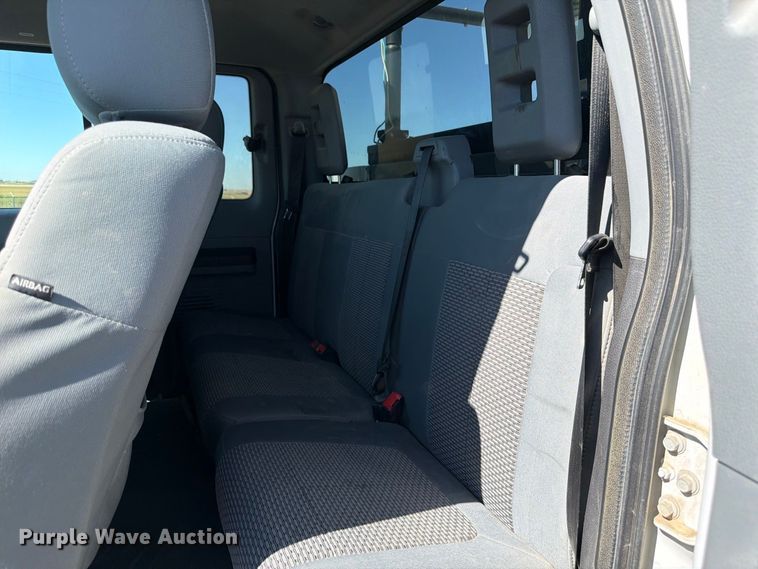 image for item FM7647 2016 Ford F250 Ext. Cab utility bed pickup truck
