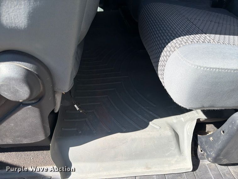 image for item FM7647 2016 Ford F250 Ext. Cab utility bed pickup truck