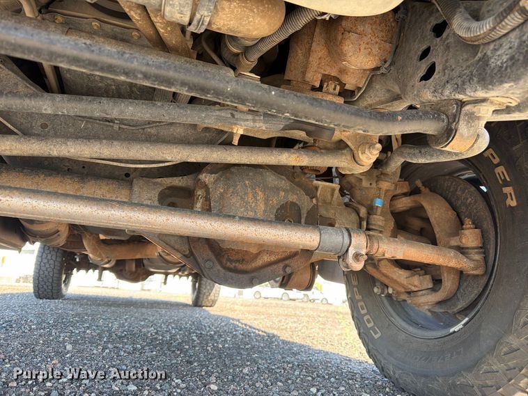 image for item FM7647 2016 Ford F250 Ext. Cab utility bed pickup truck