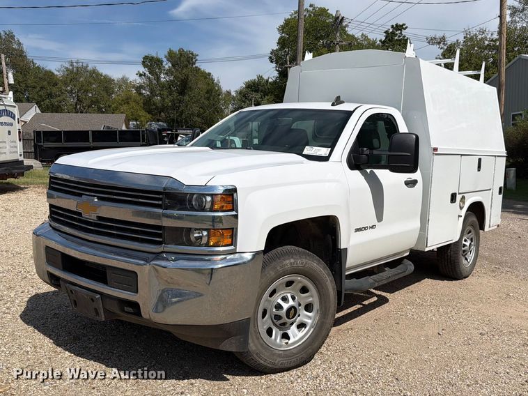 image for item FN1503 2018 Chevrolet Silverado 3500HD utility bed pickup truck