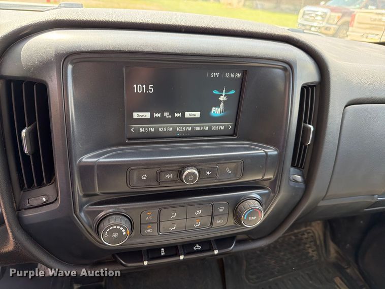 image for item FN1503 2018 Chevrolet Silverado 3500HD utility bed pickup truck