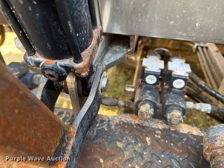 image for item FN2569 Bio-Response Solutions M-4000 bio liquification trailer