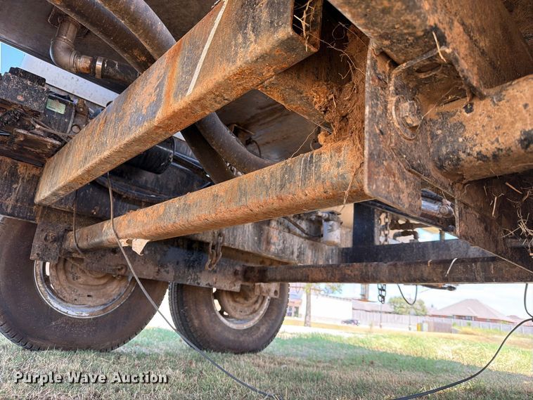 image for item FN2569 Bio-Response Solutions M-4000 bio liquification trailer