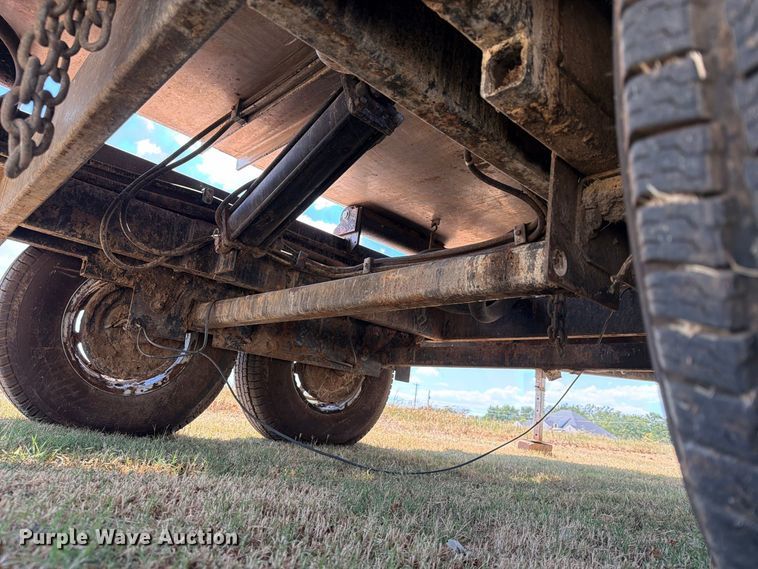 image for item FN2569 Bio-Response Solutions M-4000 bio liquification trailer