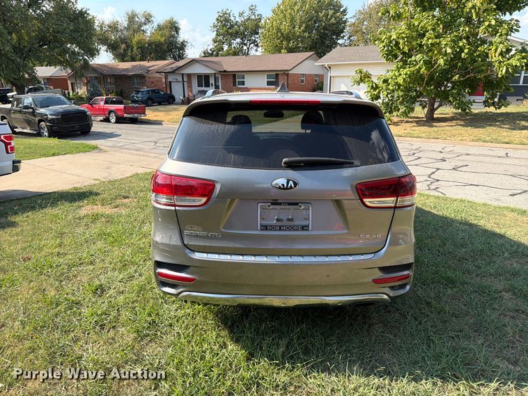 image for item FN2586 2018 KIA Sorento SUV