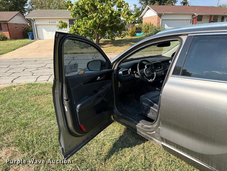 image for item FN2586 2018 KIA Sorento SUV