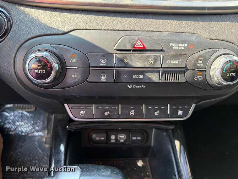 image for item FN2586 2018 KIA Sorento SUV
