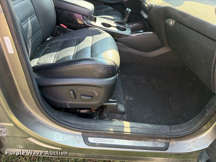 image for item FN2586 2018 KIA Sorento SUV