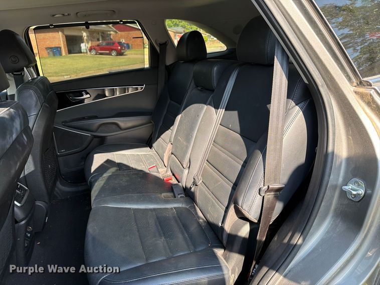 image for item FN2586 2018 KIA Sorento SUV