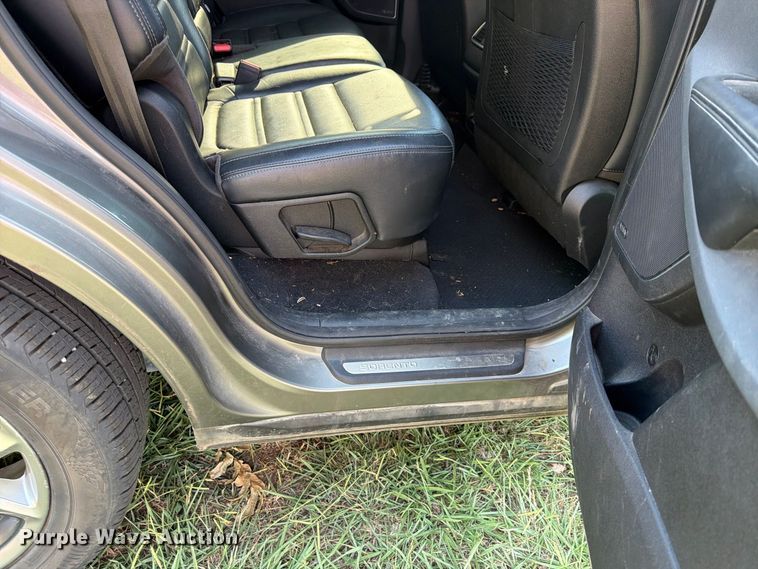 image for item FN2586 2018 KIA Sorento SUV