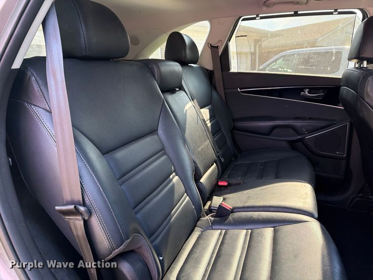 image for item FN2586 2018 KIA Sorento SUV