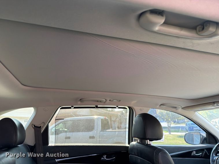 image for item FN2586 2018 KIA Sorento SUV