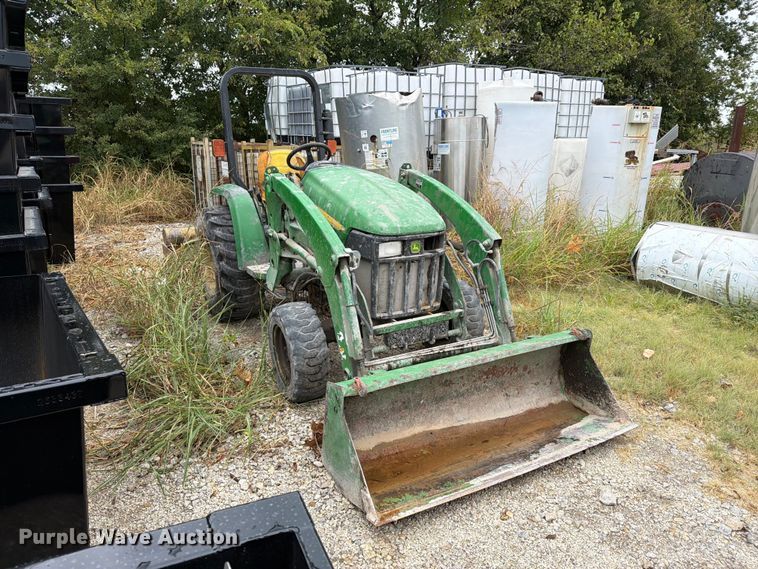 image for item FN2596 John Deere 3320 MFWD tractor