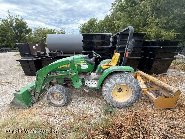 image for item FN2596 John Deere 3320 MFWD tractor