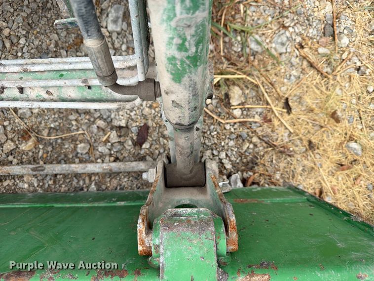 image for item FN2596 John Deere 3320 MFWD tractor