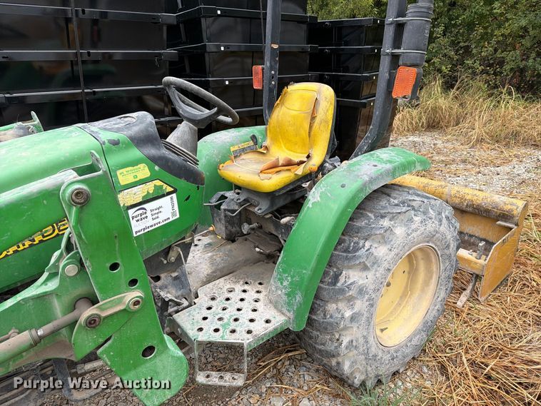 image for item FN2596 John Deere 3320 MFWD tractor
