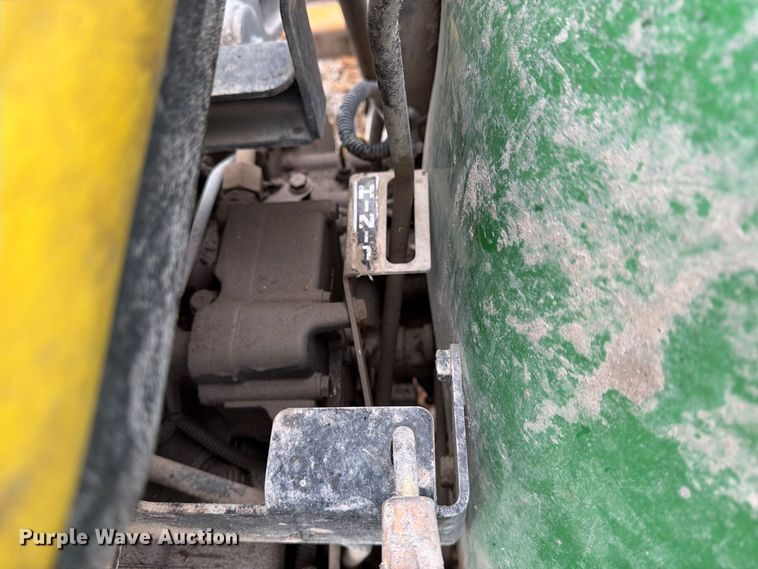 image for item FN2596 John Deere 3320 MFWD tractor