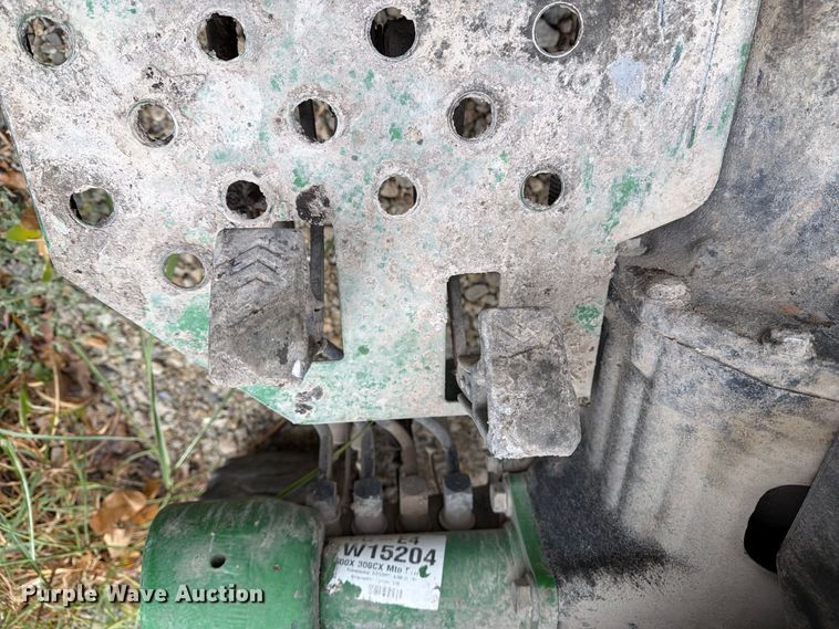 image for item FN2596 John Deere 3320 MFWD tractor