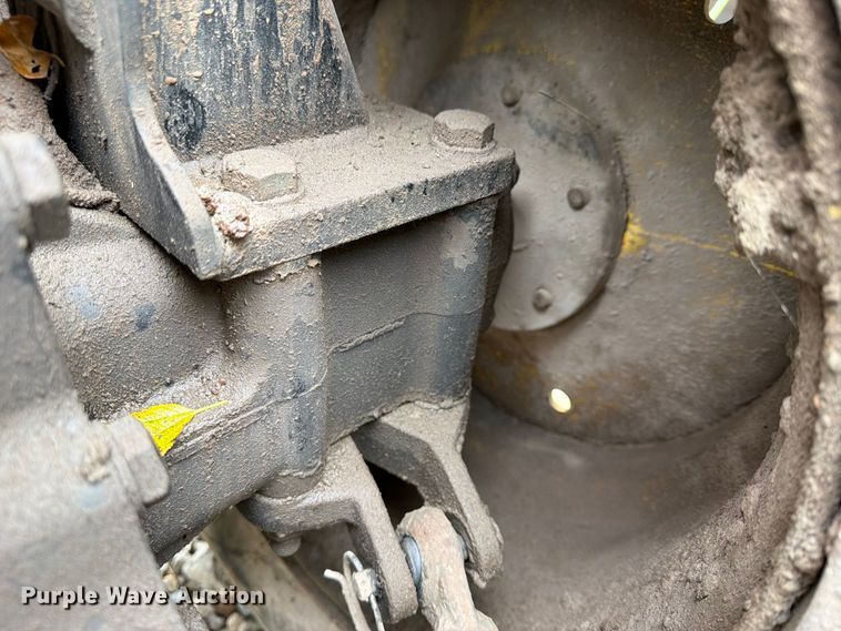 image for item FN2596 John Deere 3320 MFWD tractor