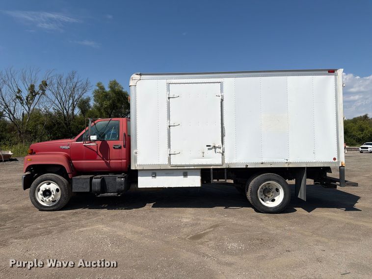 image for item FP3033 1996 GMC Topkick C6 box truck