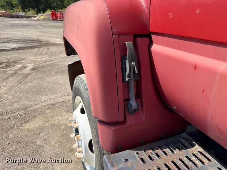 image for item FP3033 1996 GMC Topkick C6 box truck
