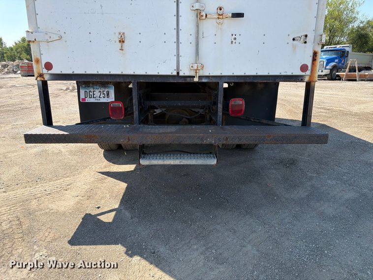 image for item FP3033 1996 GMC Topkick C6 box truck