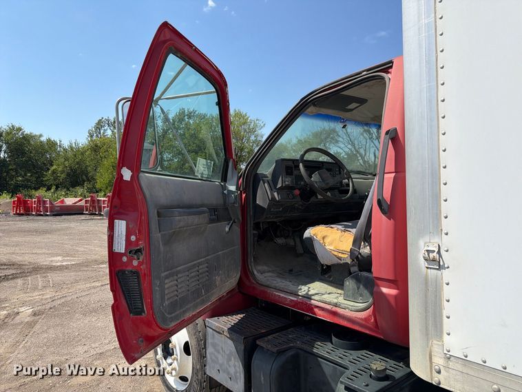 image for item FP3033 1996 GMC Topkick C6 box truck