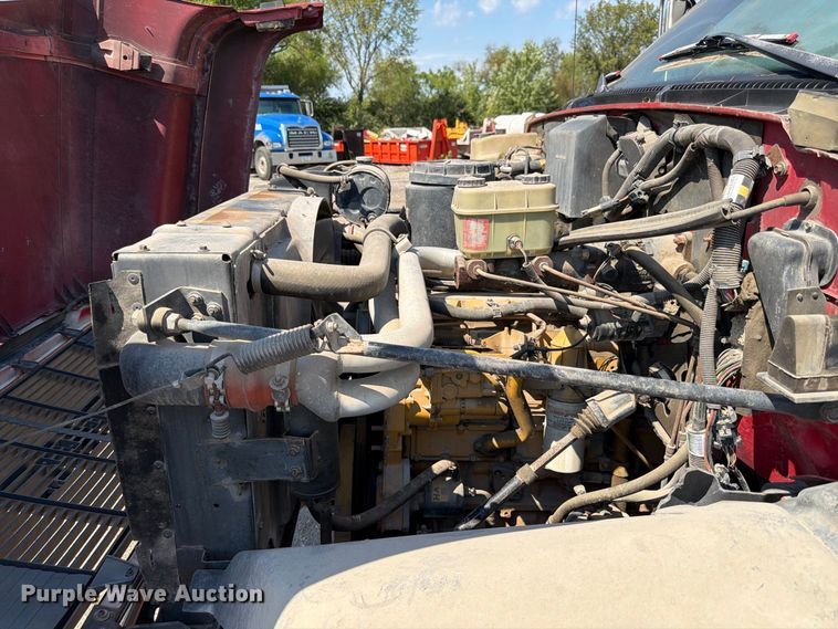 image for item FP3033 1996 GMC Topkick C6 box truck