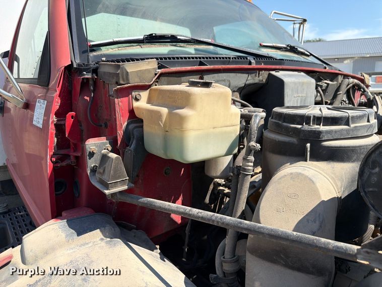image for item FP3033 1996 GMC Topkick C6 box truck