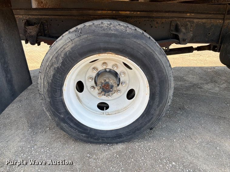 image for item FP3033 1996 GMC Topkick C6 box truck