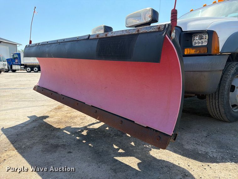 image for item FP3078 2006 Ford F350 Super Duty flatbed pickup truck