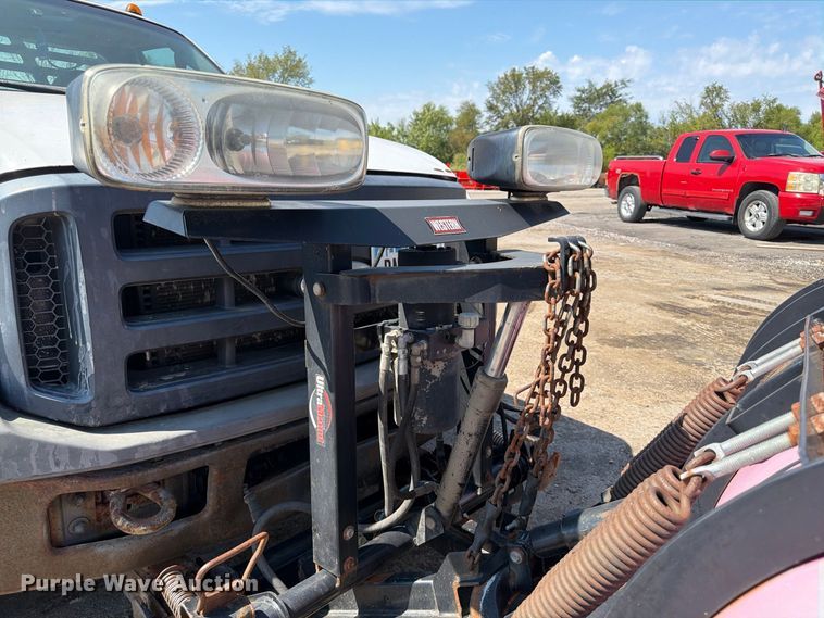 image for item FP3078 2006 Ford F350 Super Duty flatbed pickup truck
