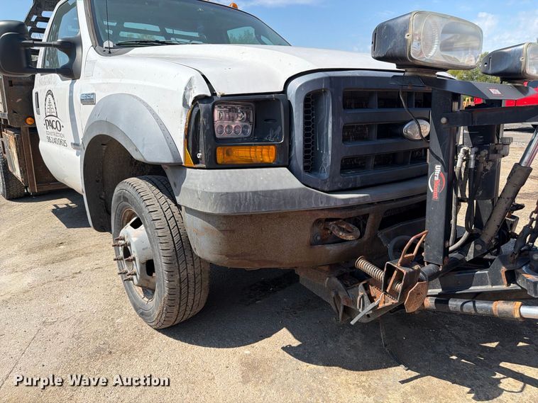 image for item FP3078 2006 Ford F350 Super Duty flatbed pickup truck