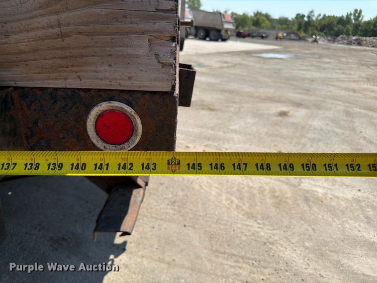 image for item FP3078 2006 Ford F350 Super Duty flatbed pickup truck