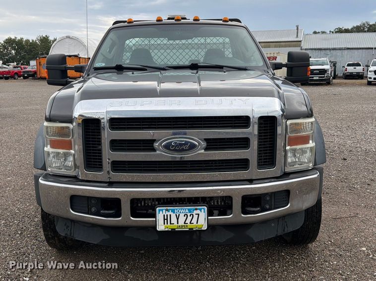 image for item FP3079 2008 Ford F550 Super Duty flatbed truck