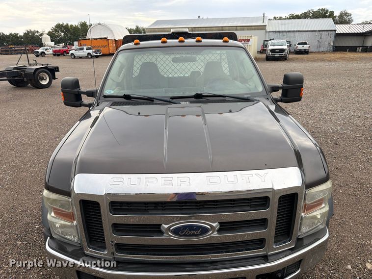 image for item FP3079 2008 Ford F550 Super Duty flatbed truck