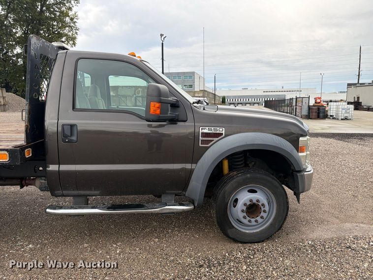 image for item FP3079 2008 Ford F550 Super Duty flatbed truck