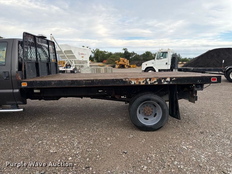 image for item FP3079 2008 Ford F550 Super Duty flatbed truck