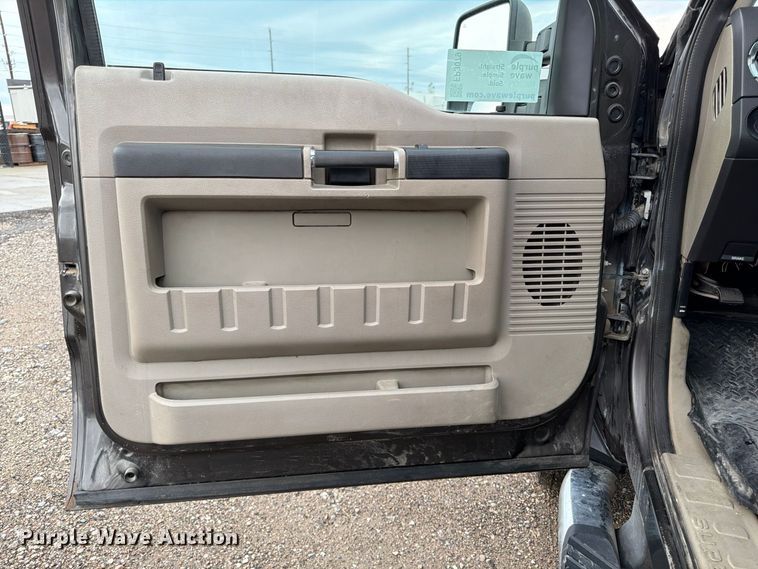 image for item FP3079 2008 Ford F550 Super Duty flatbed truck