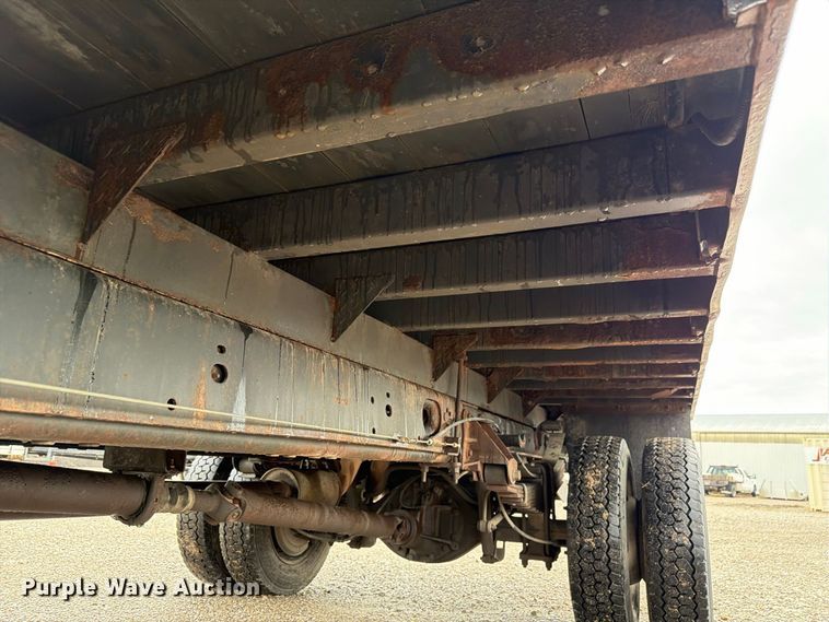 image for item FP3079 2008 Ford F550 Super Duty flatbed truck