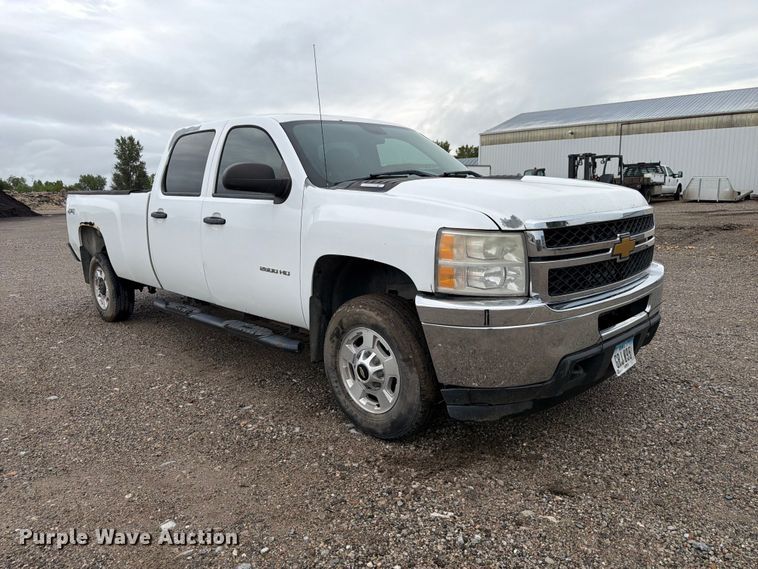 image for item FP3081 2013 Chevrolet Silverado 2500 Crew Cab pickup truck