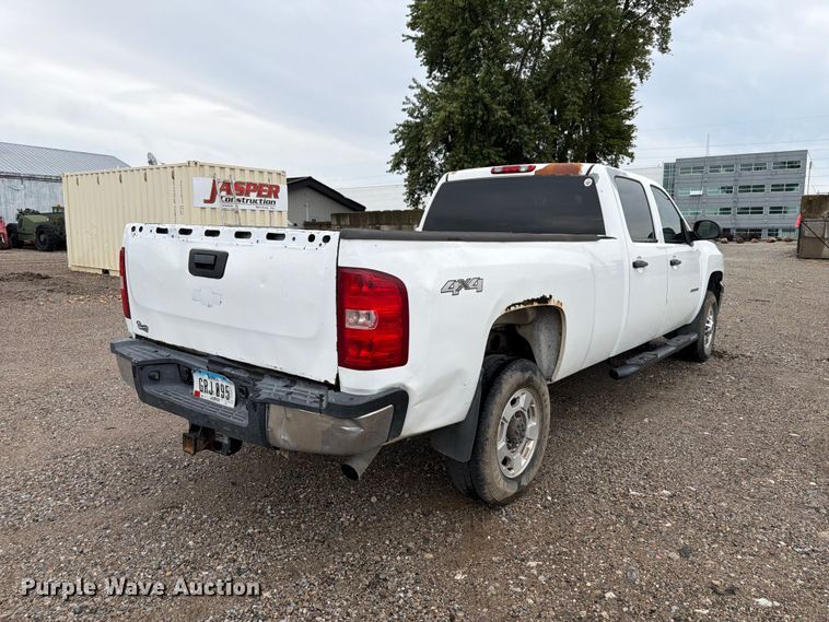 image for item FP3081 2013 Chevrolet Silverado 2500 Crew Cab pickup truck