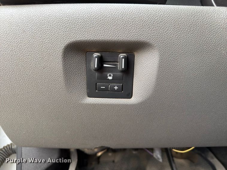 image for item FP3081 2013 Chevrolet Silverado 2500 Crew Cab pickup truck