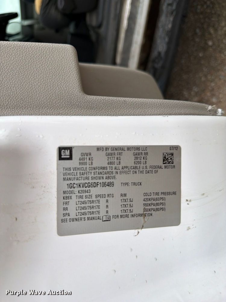 image for item FP3081 2013 Chevrolet Silverado 2500 Crew Cab pickup truck