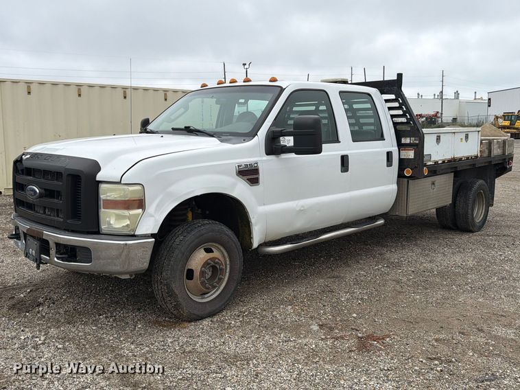 2008 Ford F350 Super Duty Crew Cab flatbed pickup truck