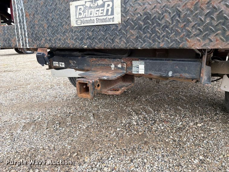 image for item FP3086 2008 Ford F350 Super Duty Crew Cab flatbed pickup truck