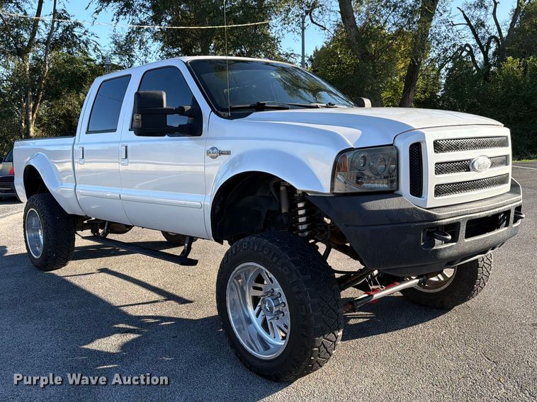 image for item FP3093 2007 Ford F250 Super Duty King Ranch Crew Cab pickup truck
