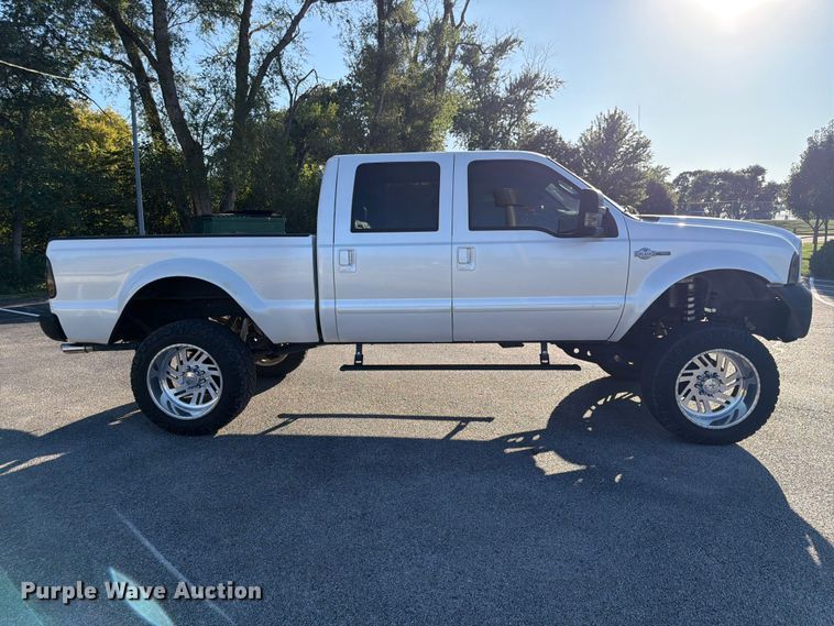 image for item FP3093 2007 Ford F250 Super Duty King Ranch Crew Cab pickup truck